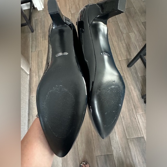 Vionic Mia Patent Leather pumps size 9 - Picture 7 of 7